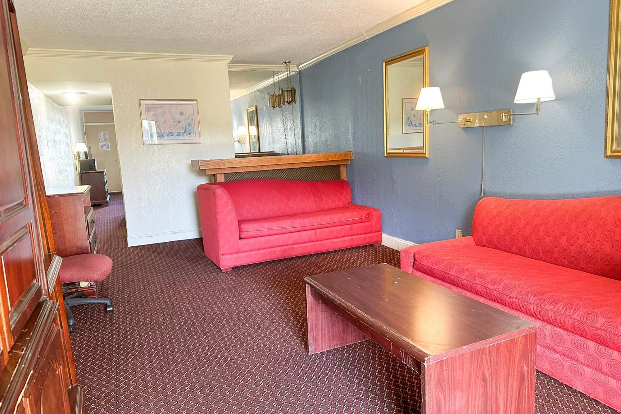 Super Inn & Suites By Oyo Milledgeville Exterior foto