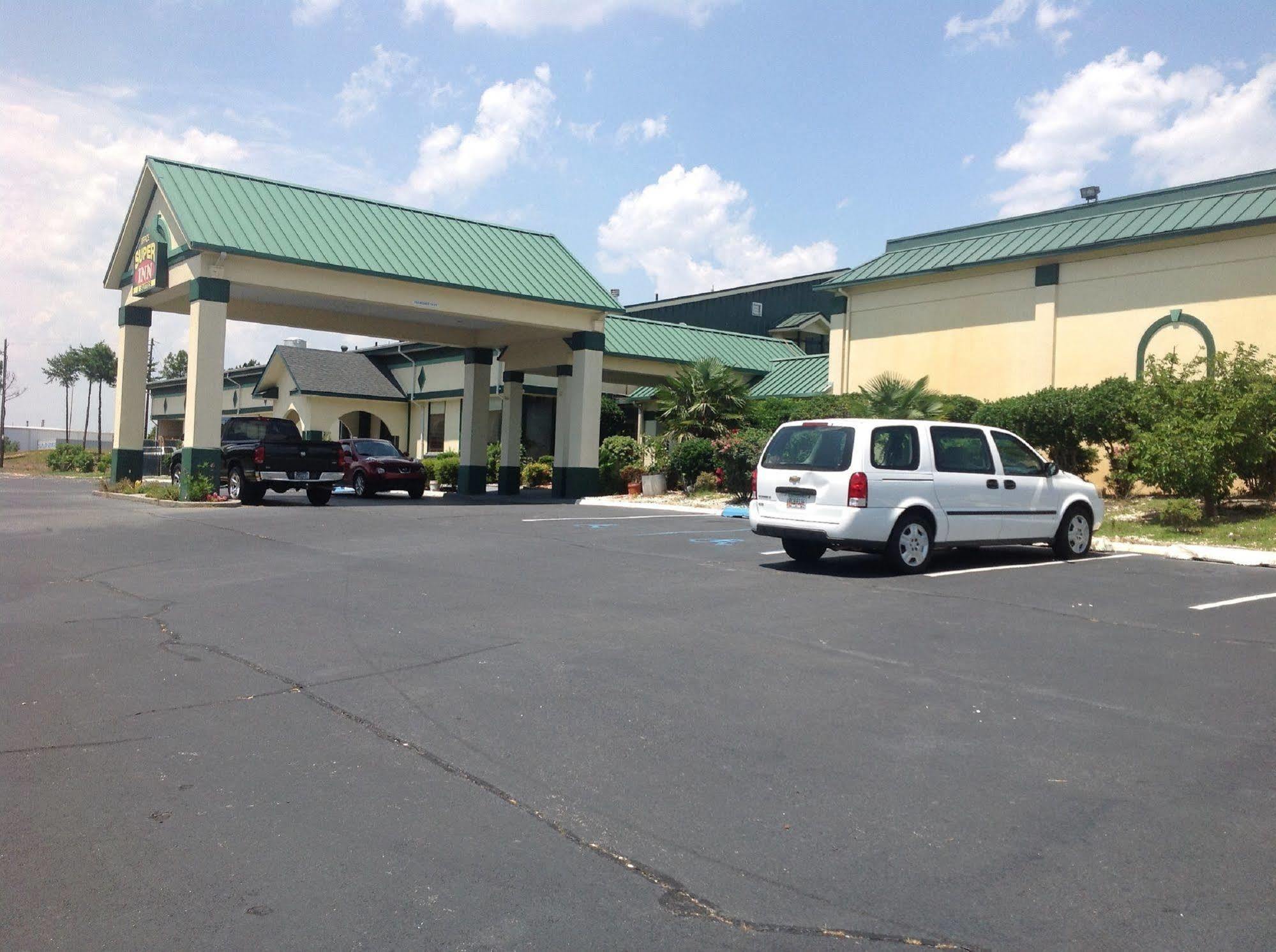 Super Inn & Suites By Oyo Milledgeville Exterior foto